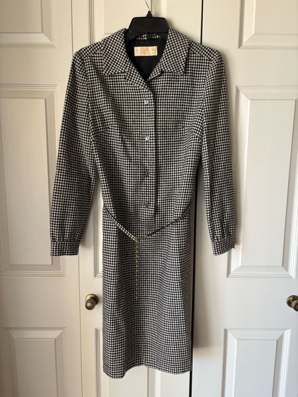 Pendleton | Vintage wool shirt dress. USA. Size 12. Herringbone. Retro. 70s.